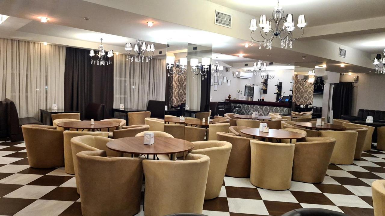 Congress Hotel Verhovina Petropavlovskaya Borshchagovka ภายนอก รูปภาพ