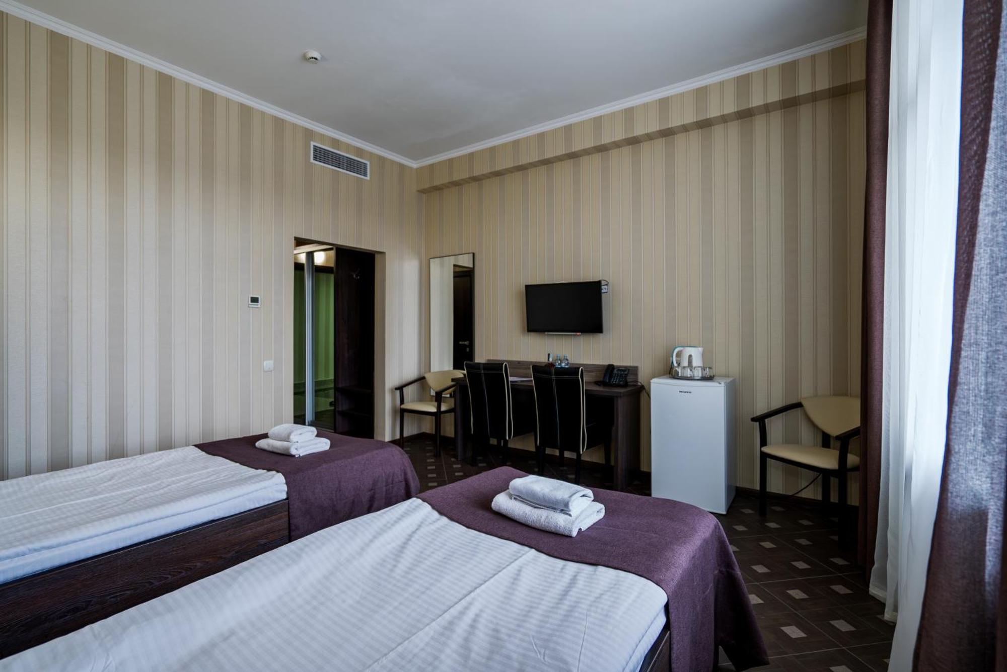 Congress Hotel Verhovina Petropavlovskaya Borshchagovka ภายนอก รูปภาพ