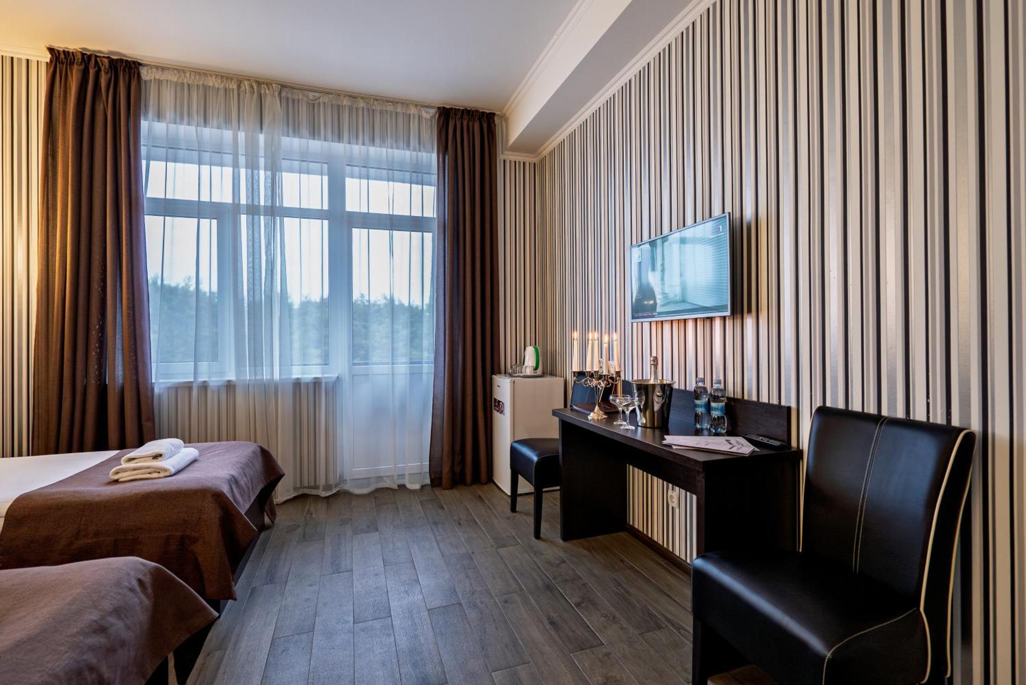 Congress Hotel Verhovina Petropavlovskaya Borshchagovka ภายนอก รูปภาพ