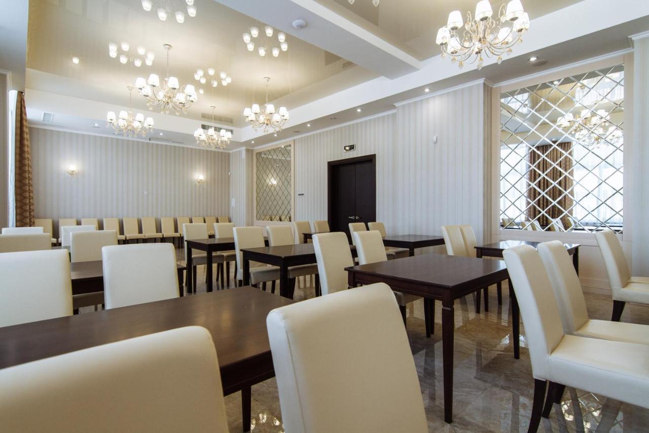 Congress Hotel Verhovina Petropavlovskaya Borshchagovka ภายนอก รูปภาพ