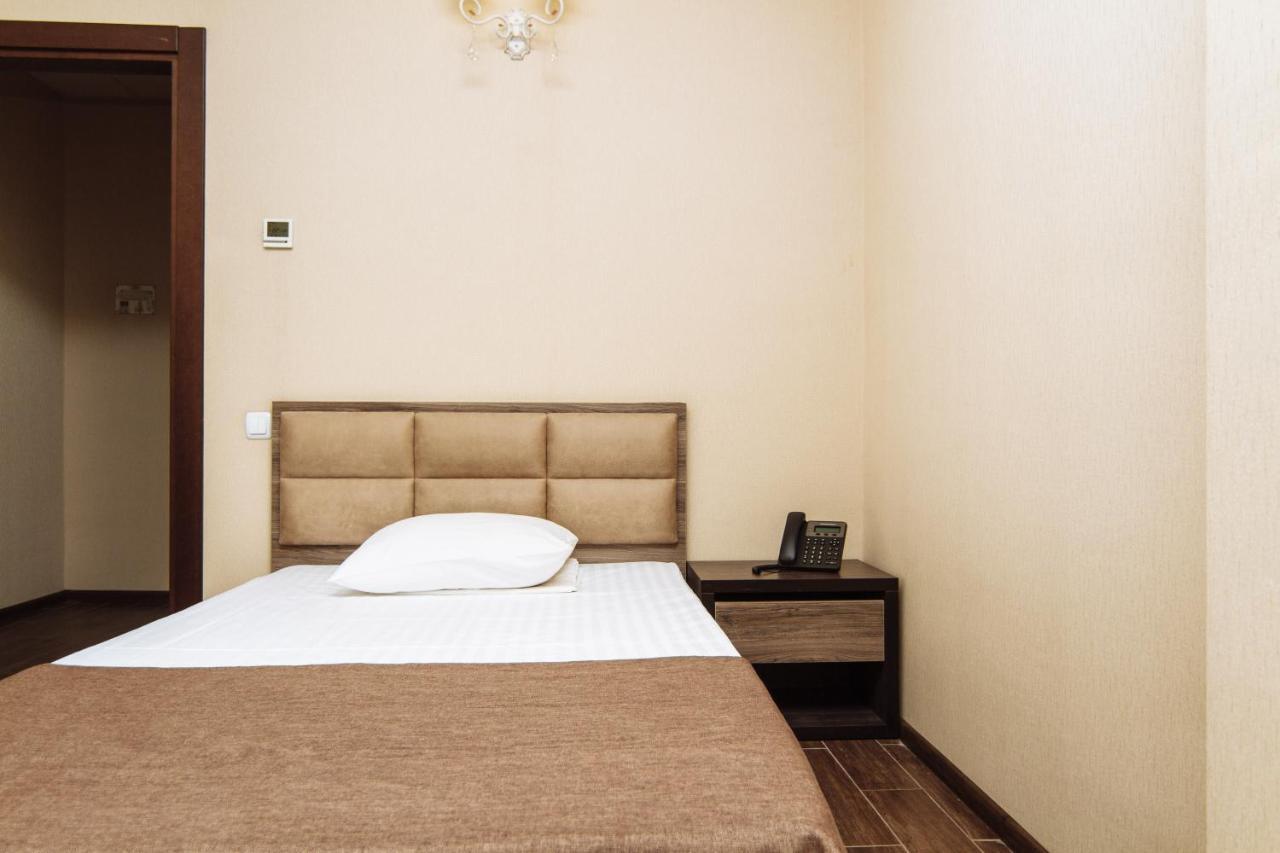 Congress Hotel Verhovina Petropavlovskaya Borshchagovka ภายนอก รูปภาพ